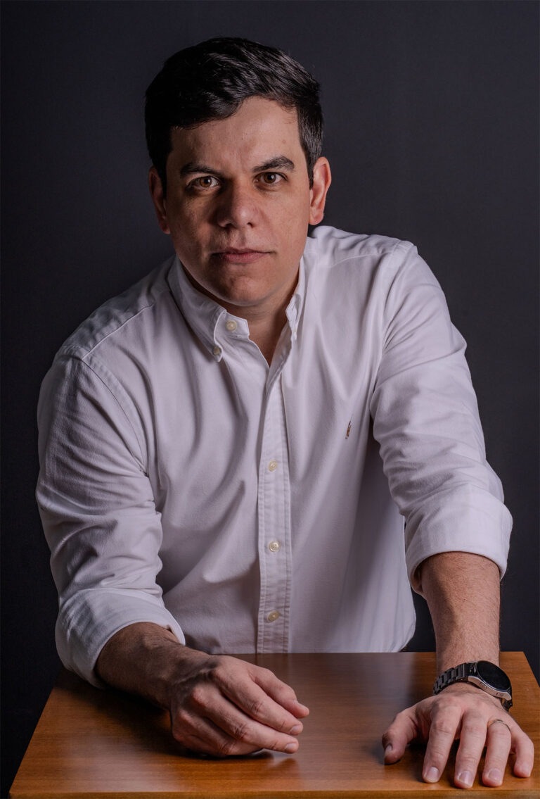 Tiago Martines